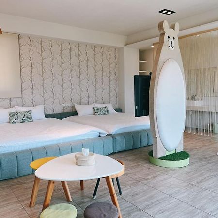 Wei Wei Chu B&B Zhuangwei Bagian luar foto