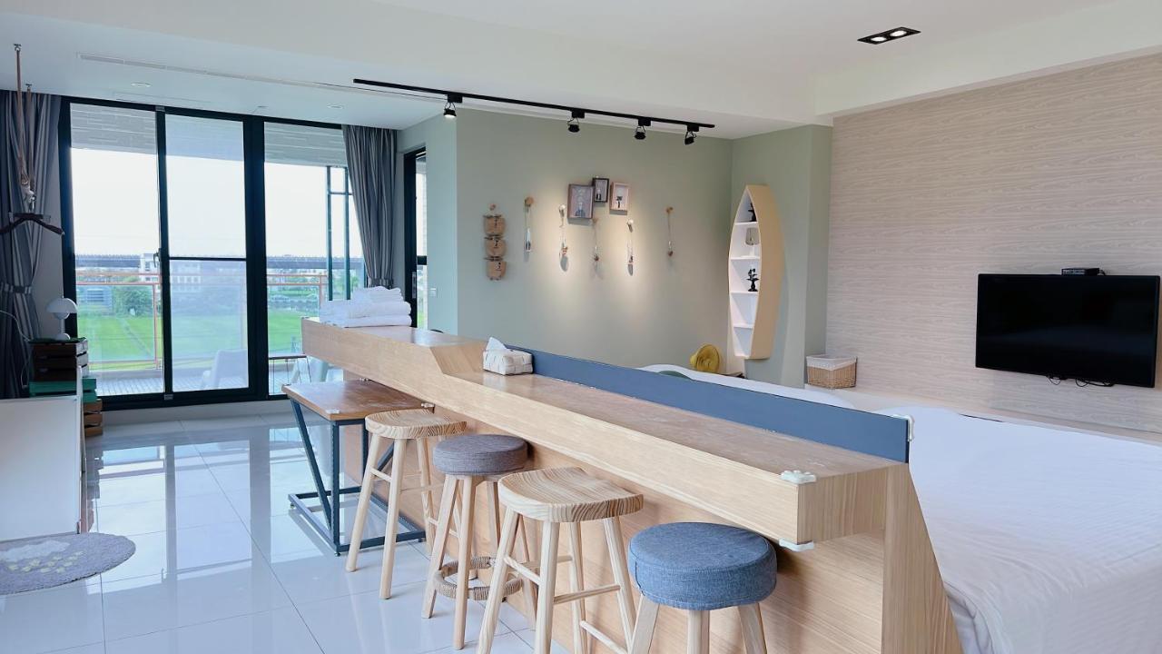 Wei Wei Chu B&B Zhuangwei Bagian luar foto