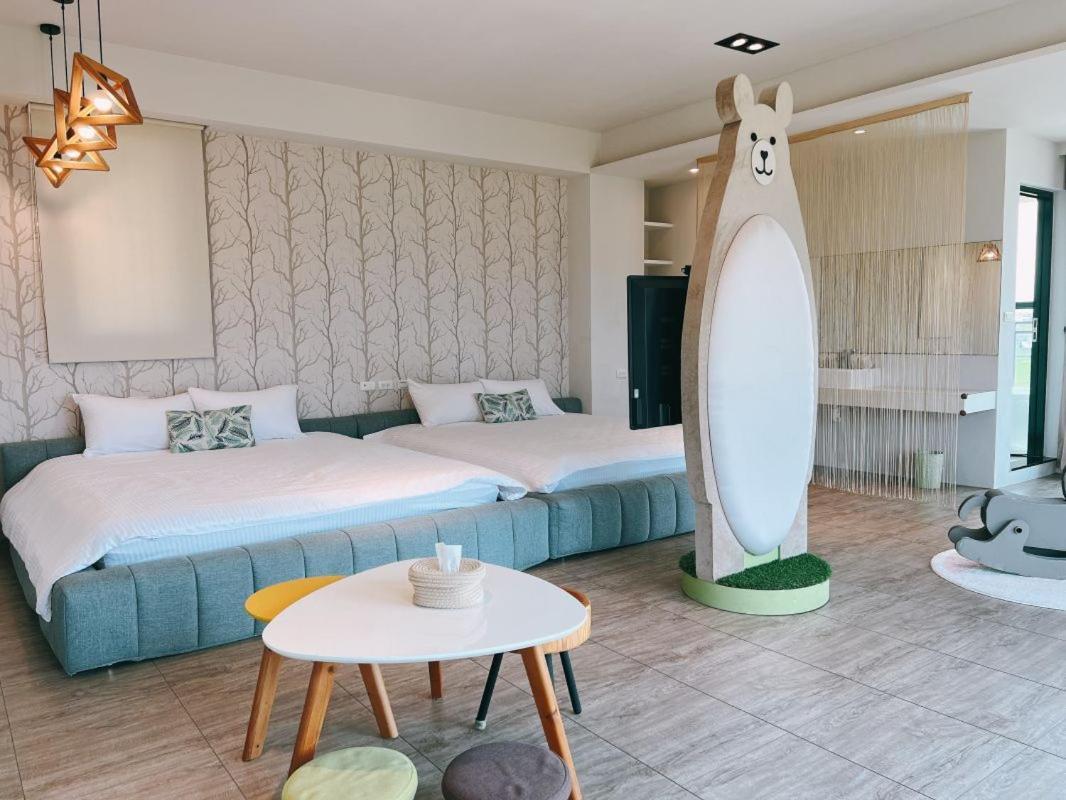 Wei Wei Chu B&B Zhuangwei Bagian luar foto